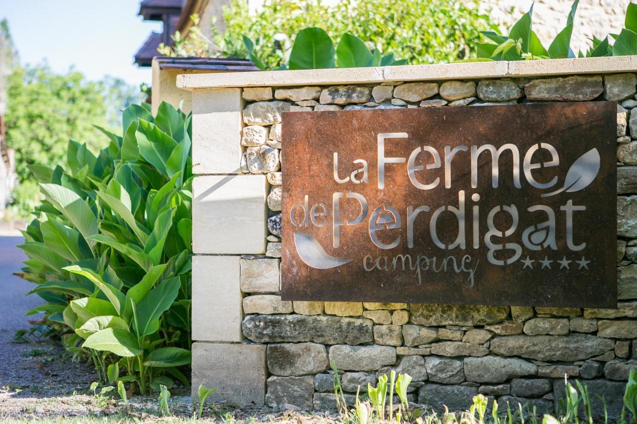 Camping La Ferme De Perdigat Limeuil Екстер'єр фото