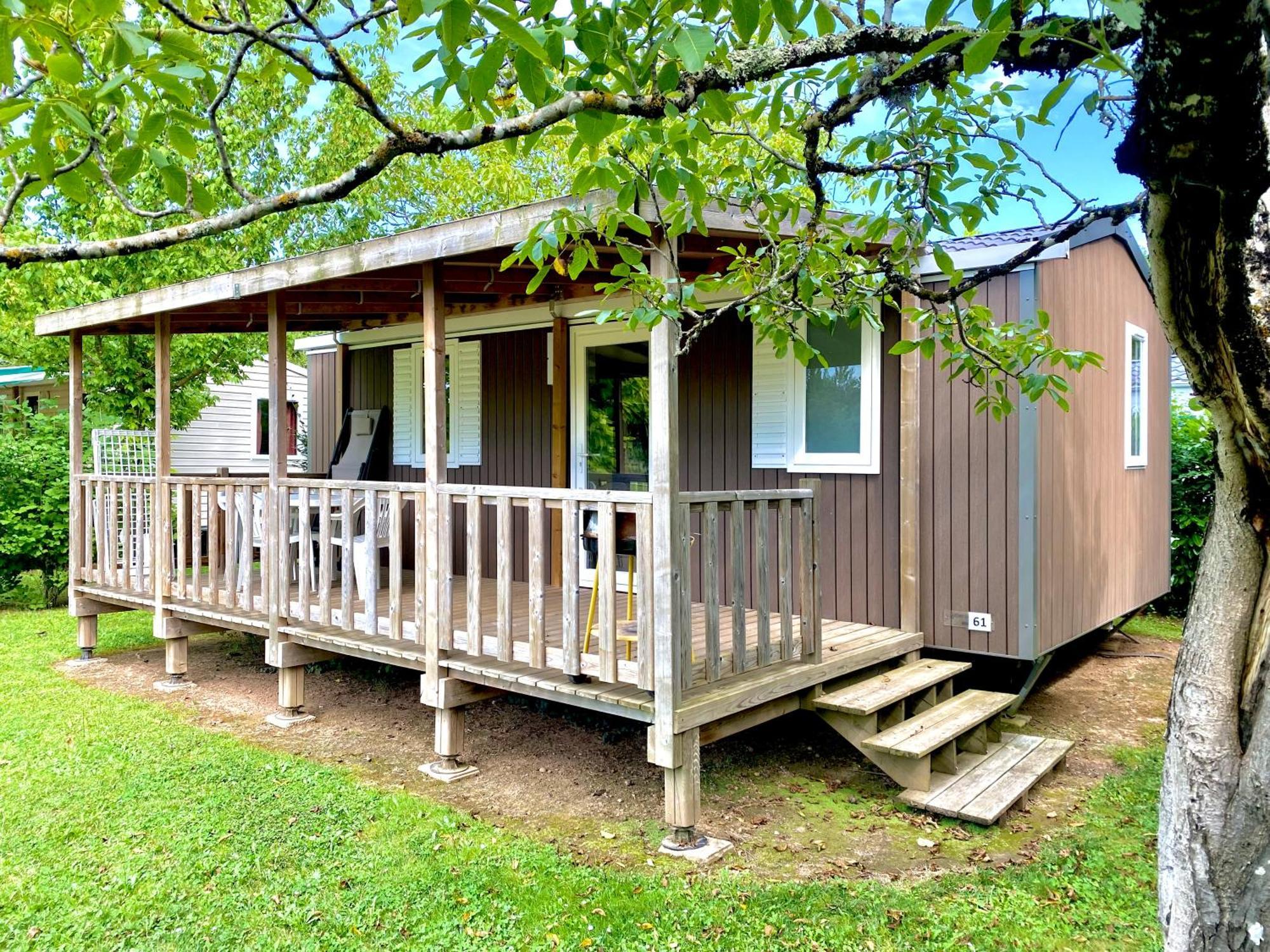 Camping La Ferme De Perdigat Limeuil Екстер'єр фото