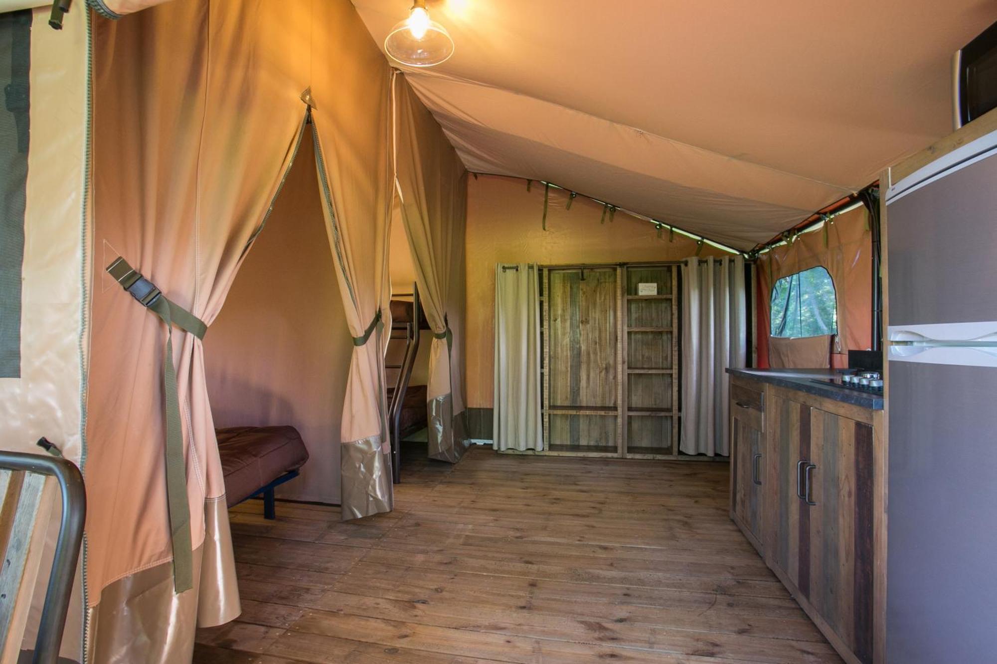 Camping La Ferme De Perdigat Limeuil Екстер'єр фото