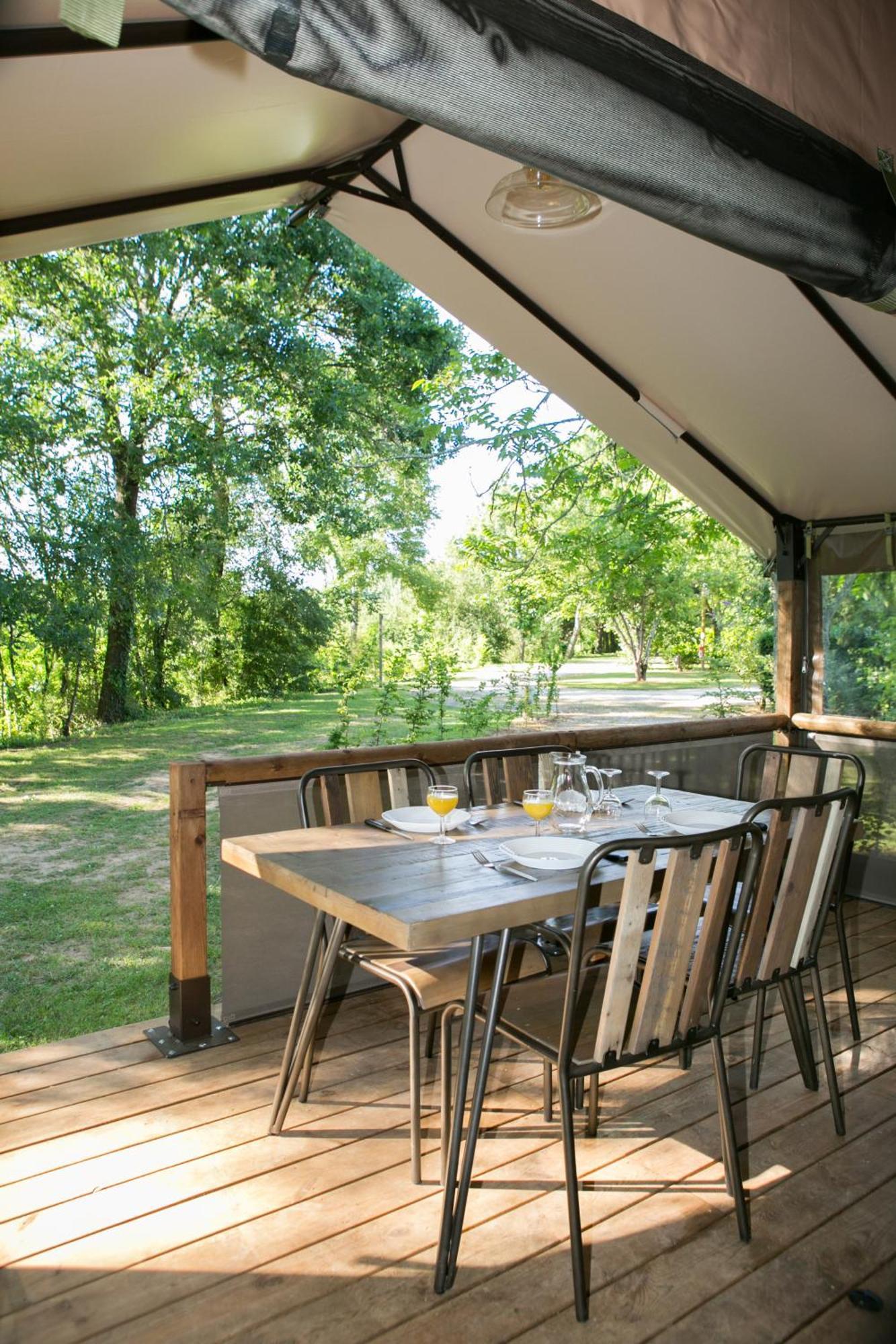 Camping La Ferme De Perdigat Limeuil Екстер'єр фото